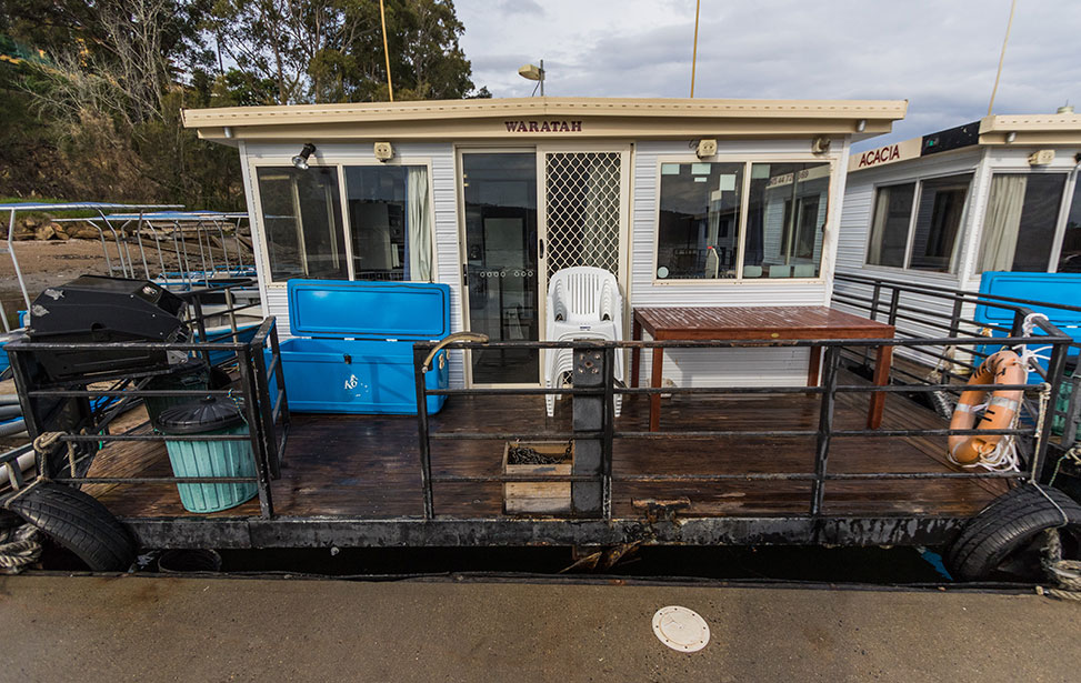 Waratah Standard Houseboat